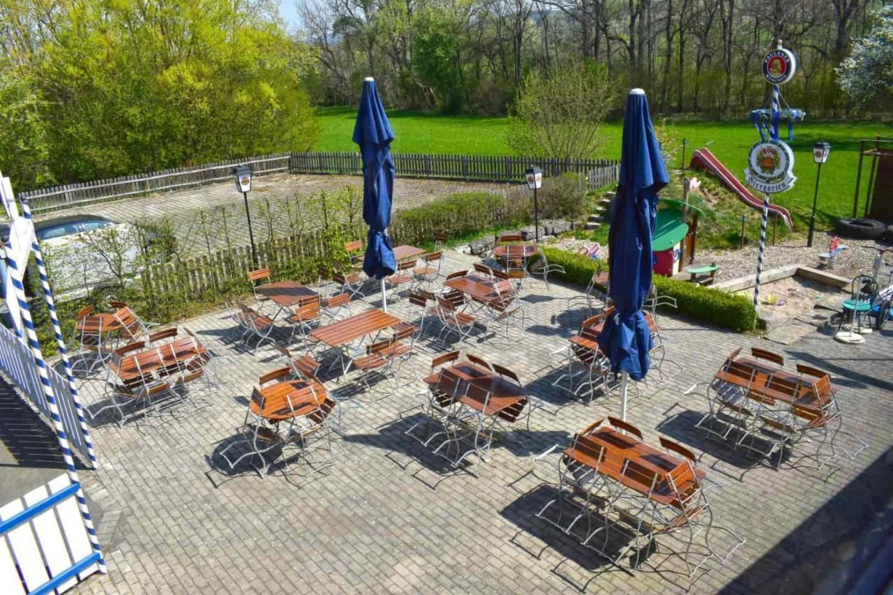 Hotel Und Restaurant Nehrener Hof エクステリア 写真