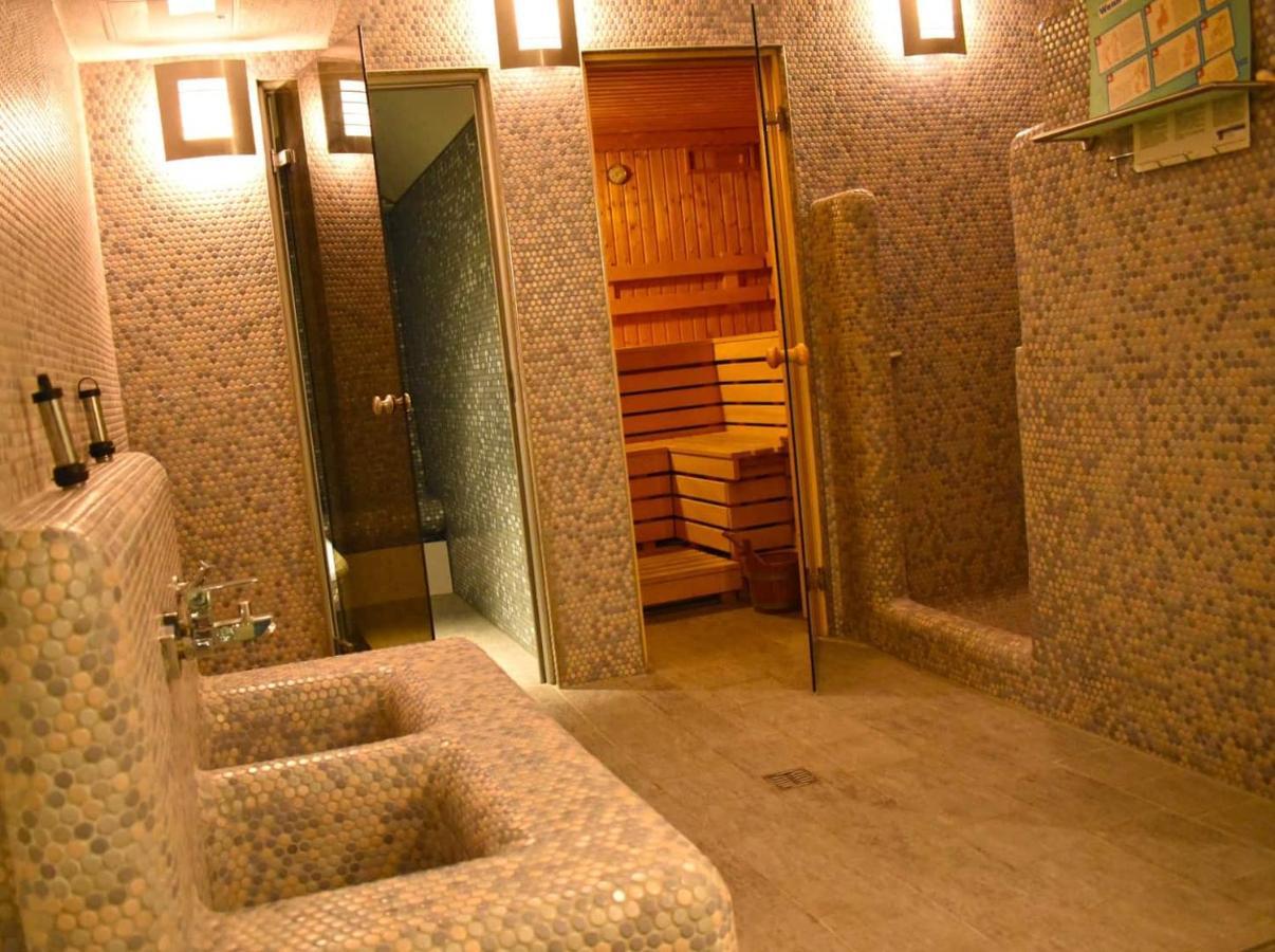 Hotel Und Restaurant Nehrener Hof エクステリア 写真
